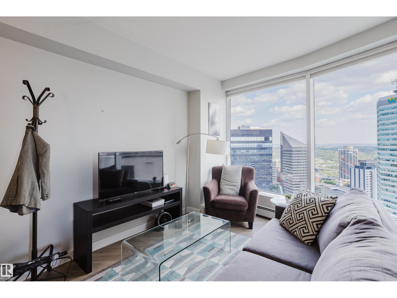 #2704 10152 104 ST NW