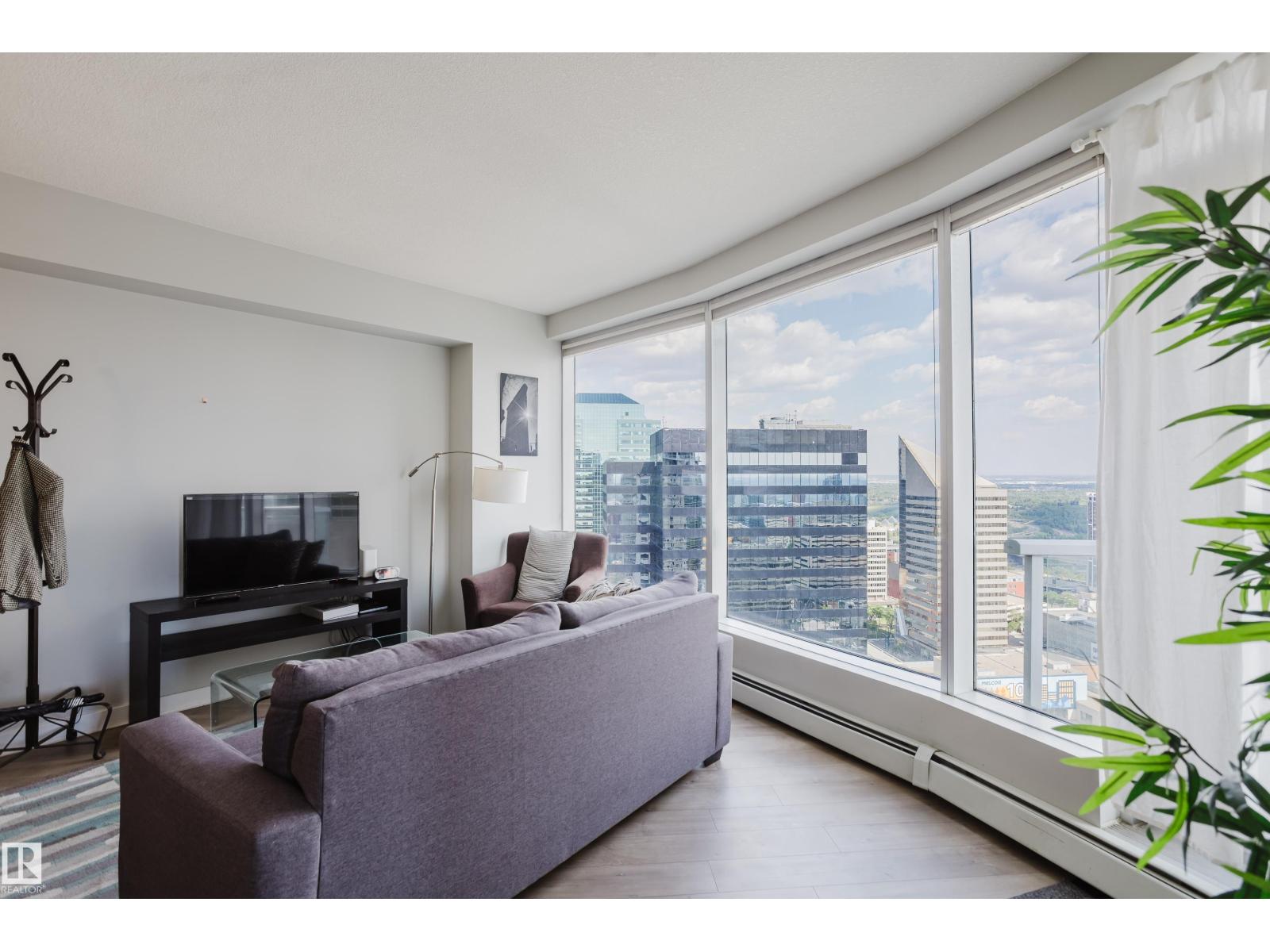 #2704 10152 104 ST NW