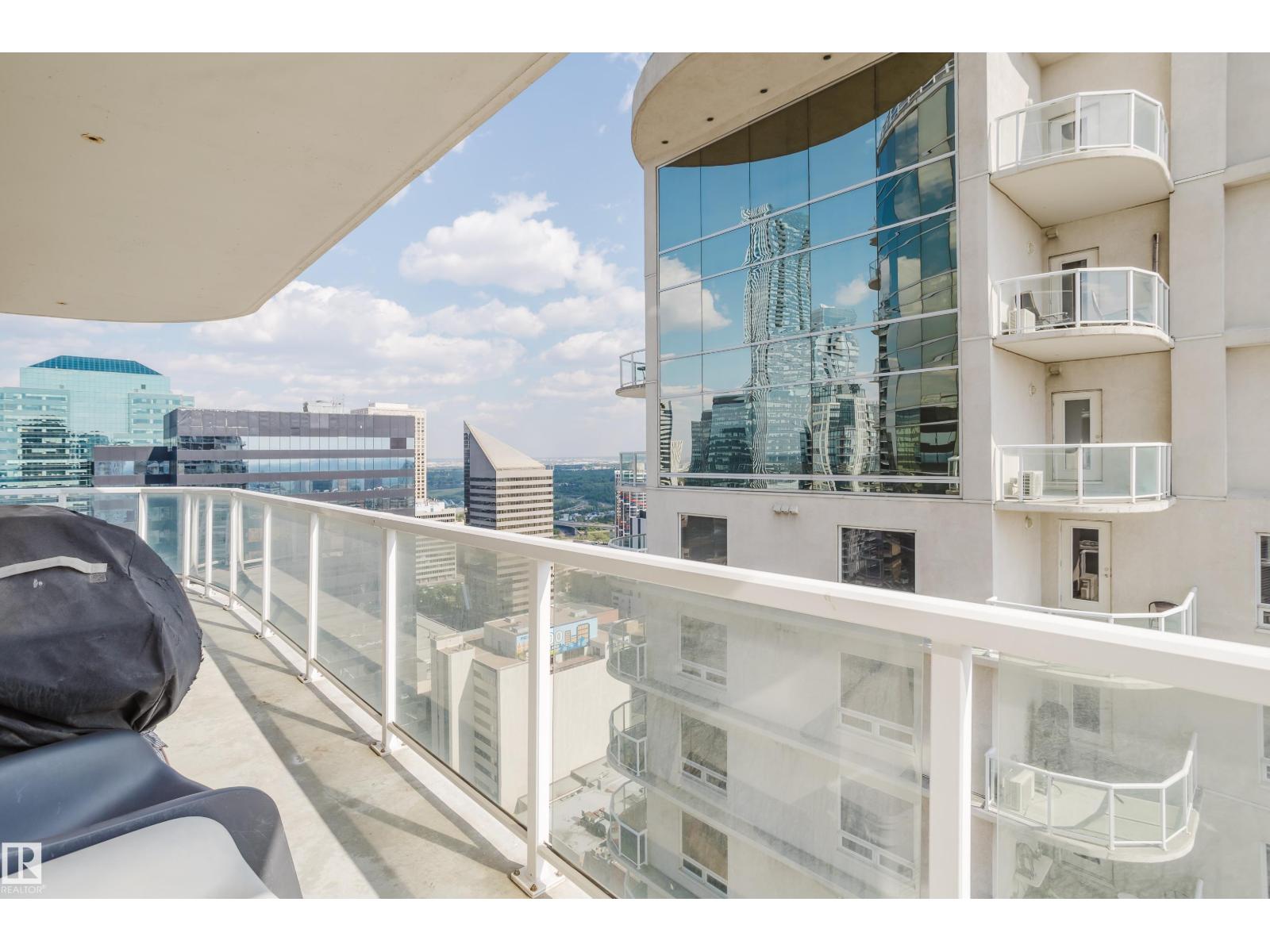 #2704 10152 104 ST NW
