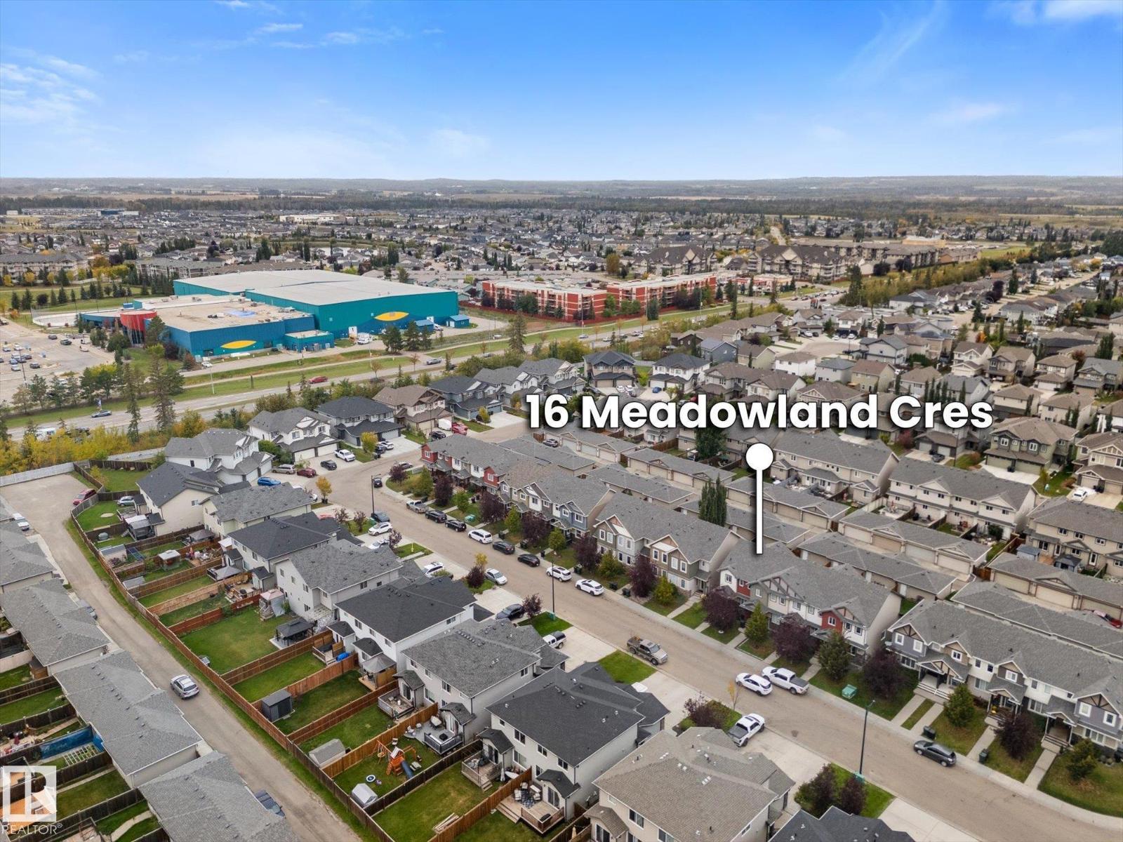 16 MEADOWLAND CR
