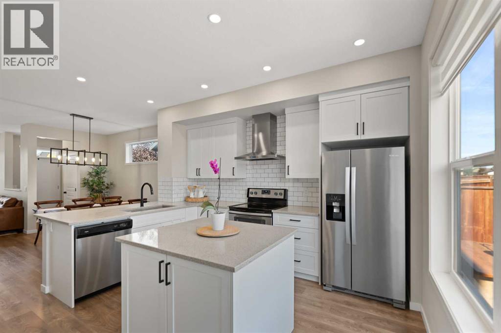 855 Mahogany Boulevard SE, Calgary, Alberta  T3M 2H1 - Photo 11 - A2346371