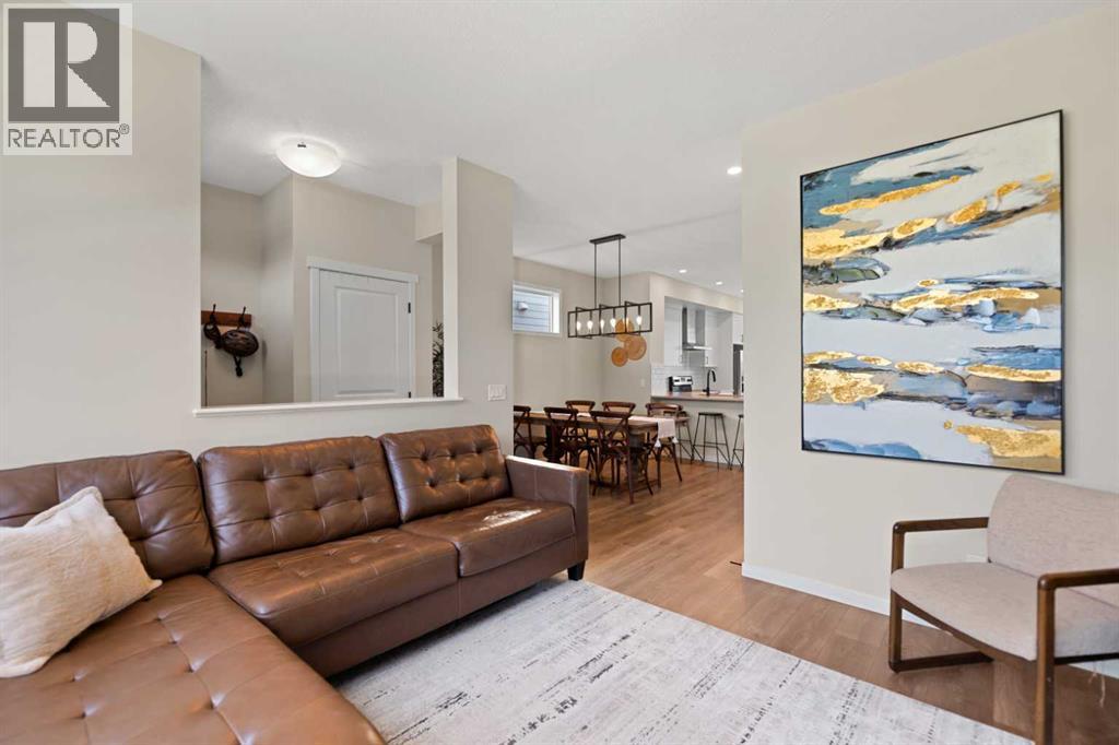 855 Mahogany Boulevard SE, Calgary, Alberta  T3M 2H1 - Photo 4 - A2346371
