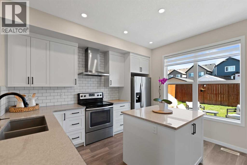 855 Mahogany Boulevard SE, Calgary, Alberta  T3M 2H1 - Photo 10 - A2346371