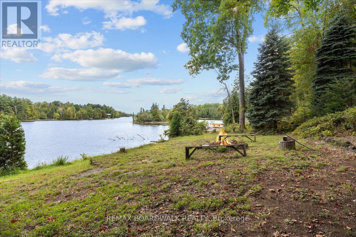 648 Bellows Bay Point, Rideau Lakes, Ontario K0G 1V0 - Photo 34 - X13844612