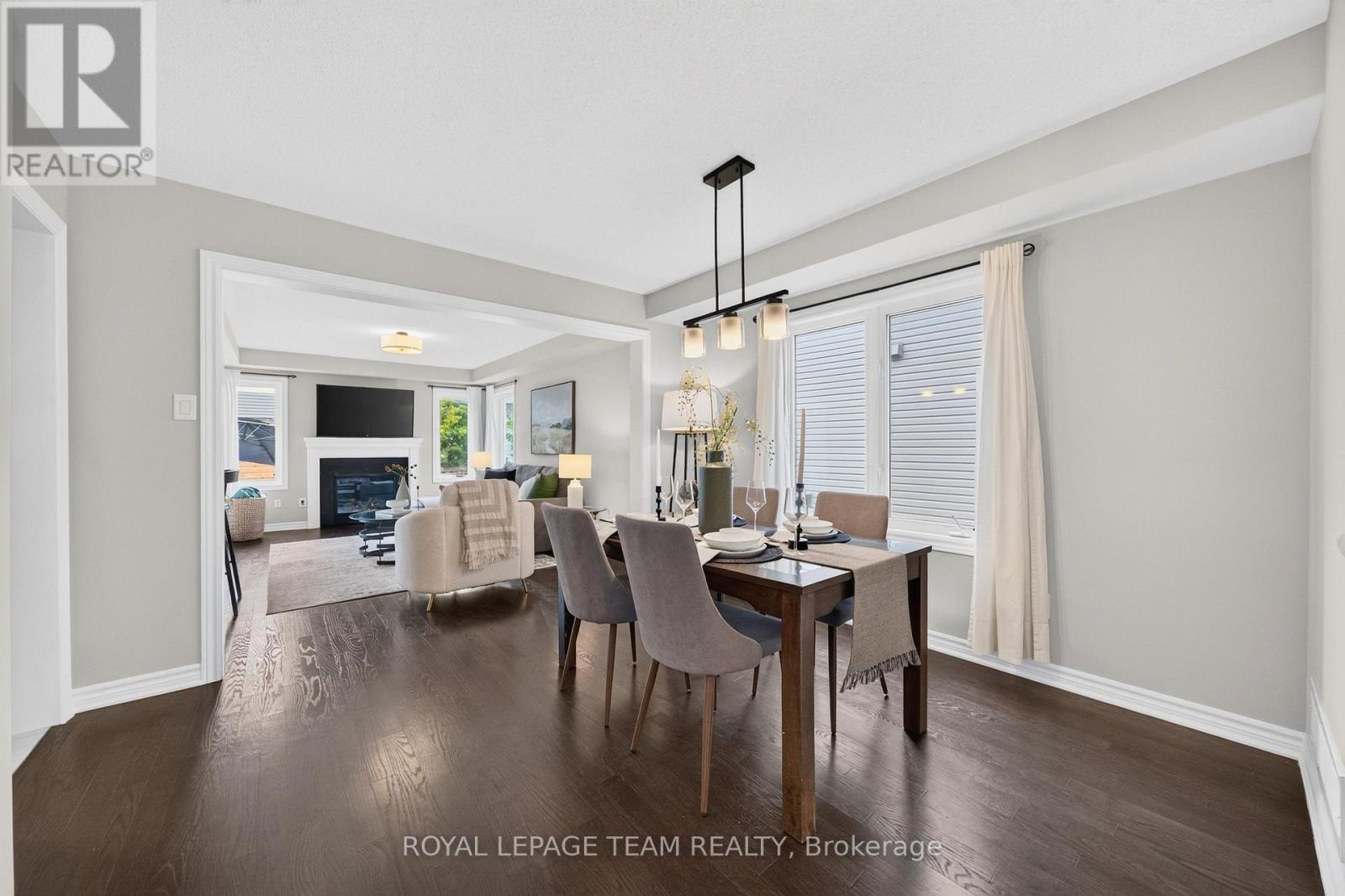517 Foxlight Circle, Ottawa, Ontario  K2M 0L8 - Photo 3 - X13844614