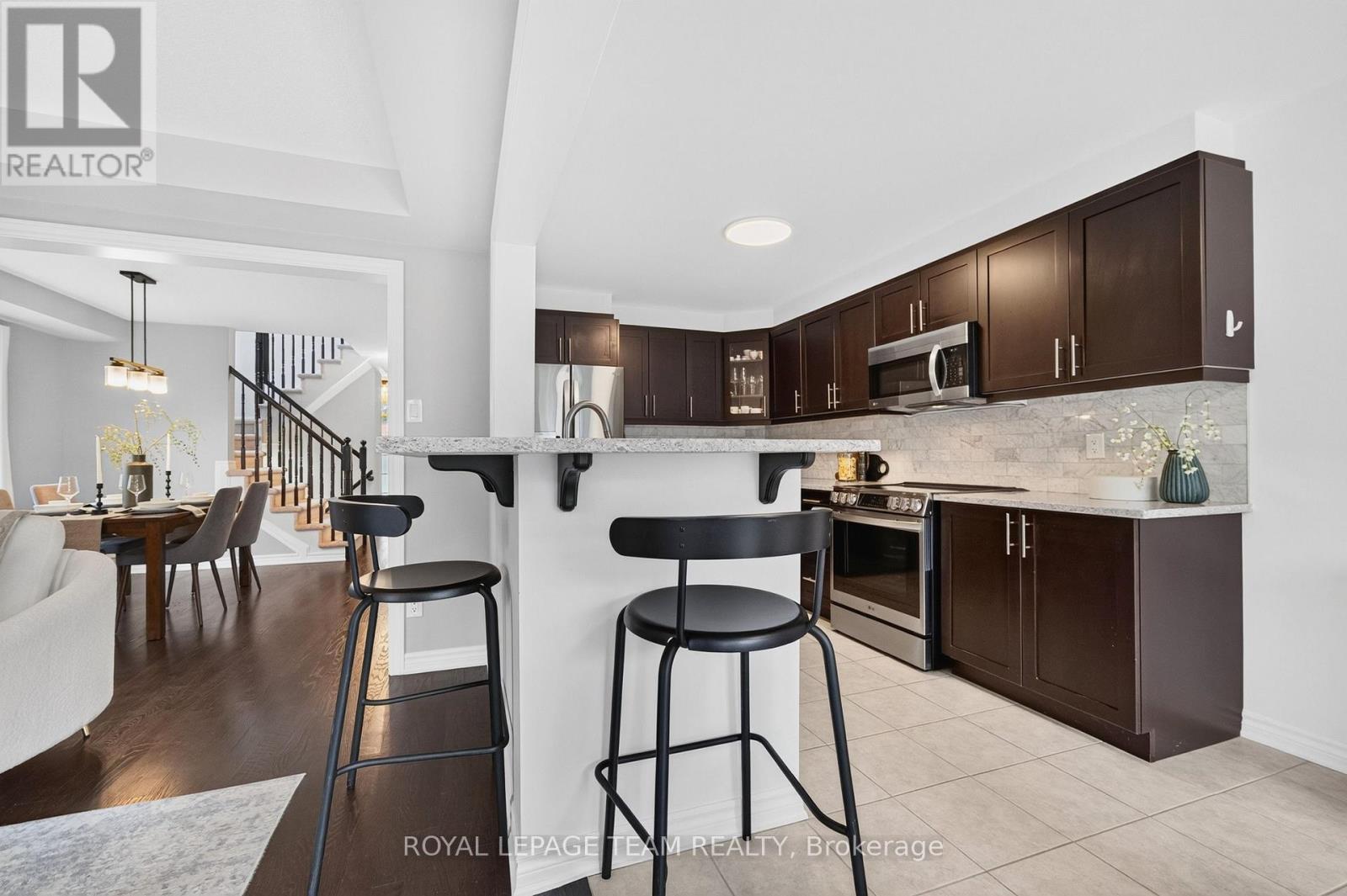517 Foxlight Circle, Ottawa, Ontario  K2M 0L8 - Photo 8 - X13844614
