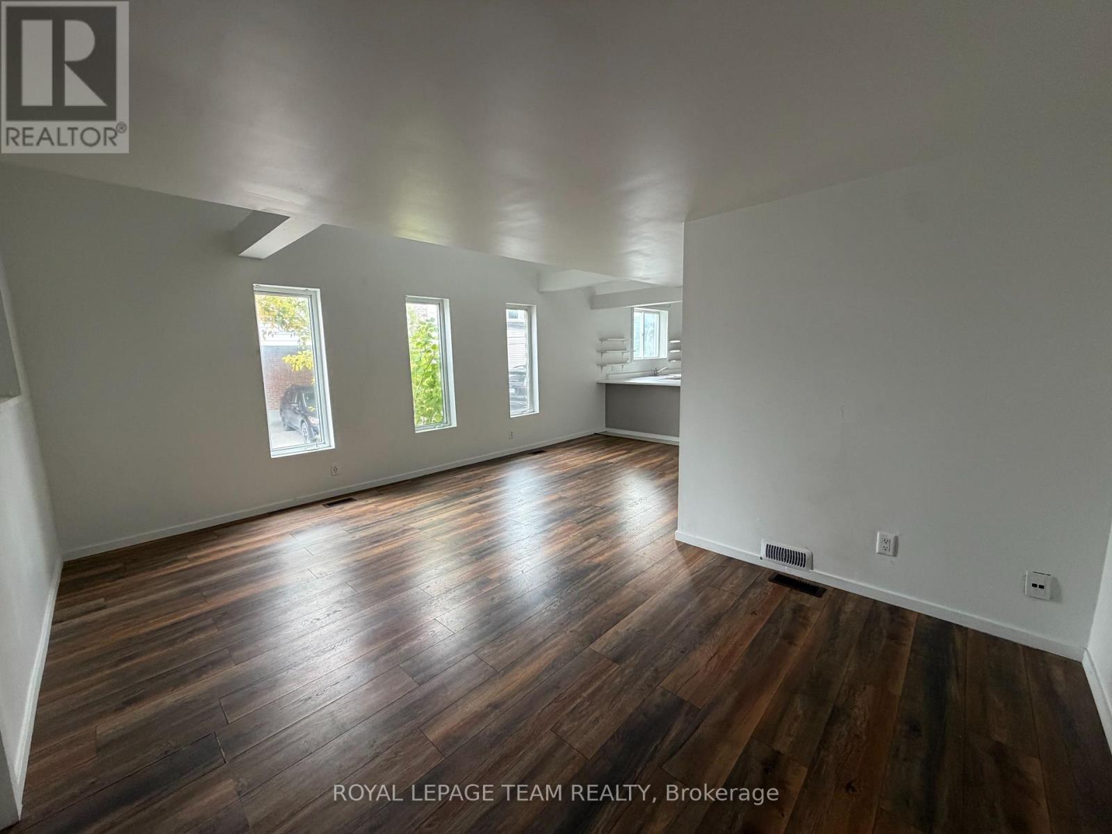 27 Poplar Street, Ottawa, Ontario K1R 7M5 - Photo 4 - X13844682