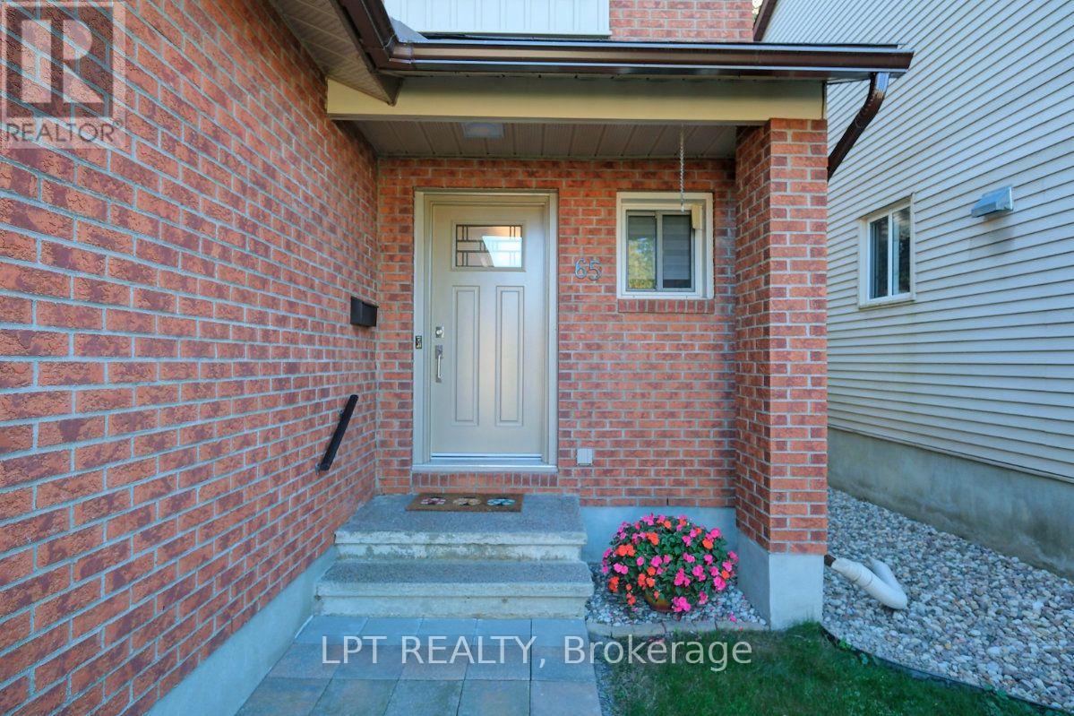 65 Coolspring Crescent, Ottawa, Ontario  K2E 7M9 - Photo 3 - X13844744