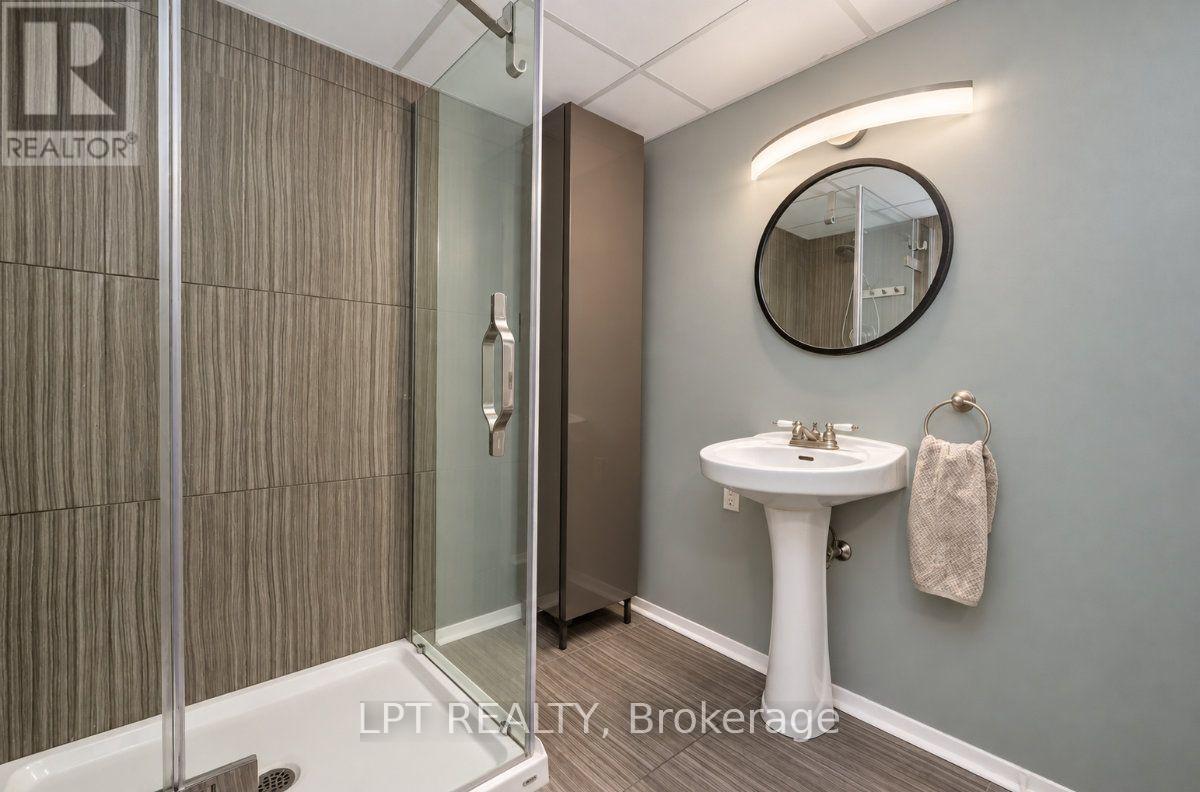 65 Coolspring Crescent, Ottawa, Ontario  K2E 7M9 - Photo 31 - X13844744