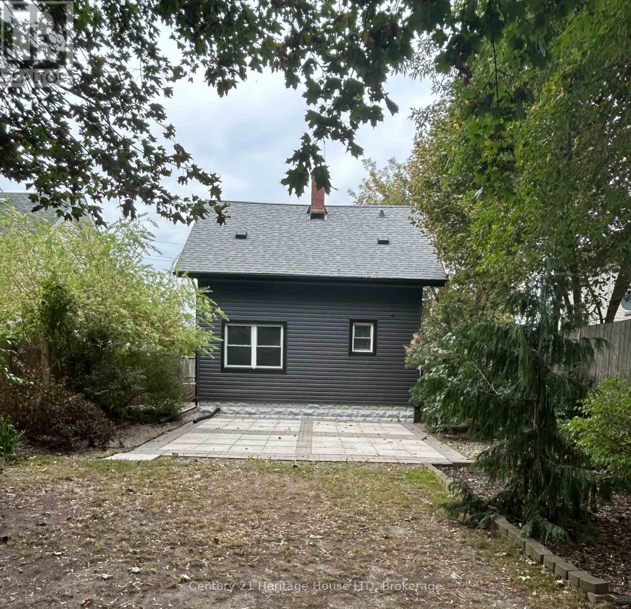 305 Phipps Street S, Fort Erie, Ontario  L2A 2V7 - Photo 2 - X13844700