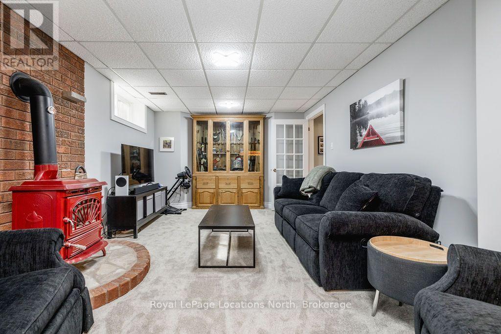 8 Seeley Court, Wasaga Beach, Ontario L9Z 2A7 - Photo 40 - S13844572