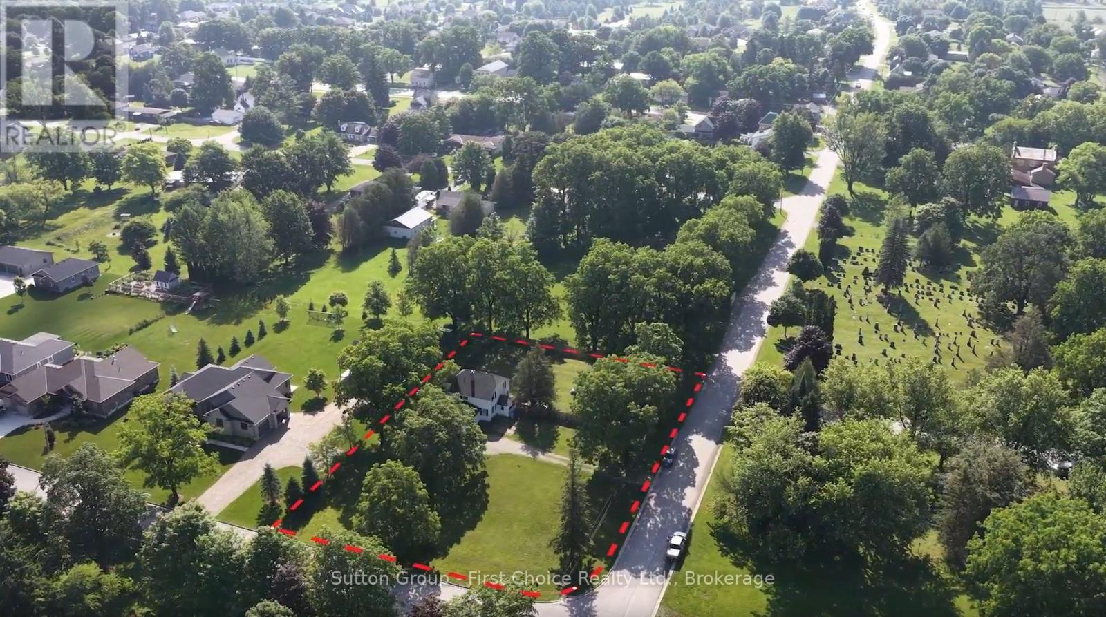 33 Bayfield Street, Huron East, Ontario N0K 1G0 - Photo 3 - X13844604