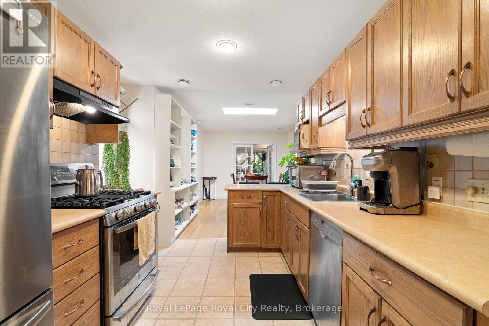 98 Waterloo Avenue, Guelph, Ontario  N1H 3H8 - Photo 12 - X13844620