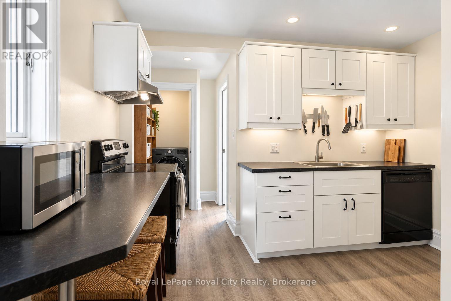98 Waterloo Avenue, Guelph, Ontario  N1H 3H8 - Photo 23 - X13844620