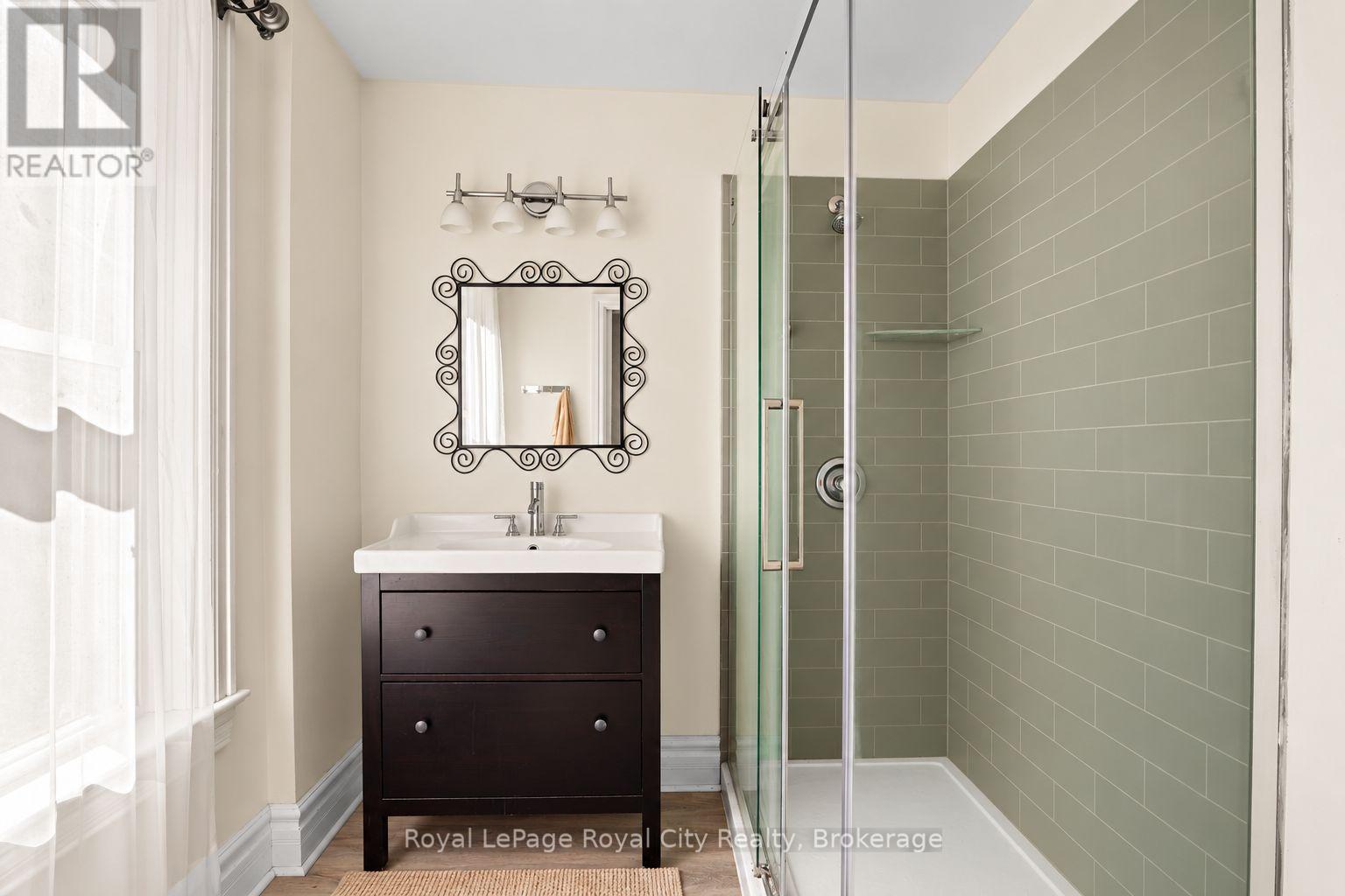 98 Waterloo Avenue, Guelph, Ontario  N1H 3H8 - Photo 24 - X13844620