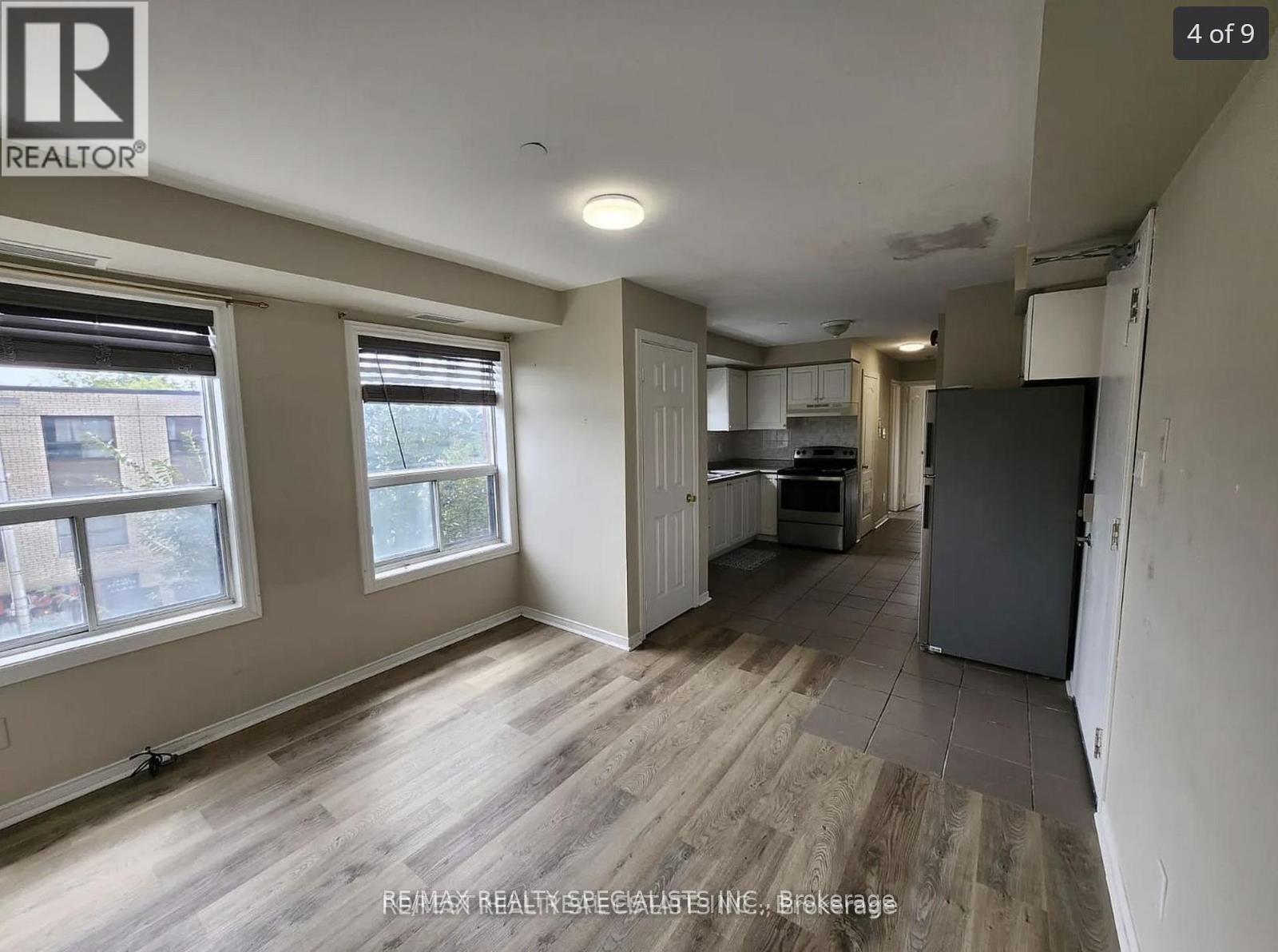 401 - 826 Bloor Street, Toronto, Ontario  M6G 1L9 - Photo 5 - C13844540