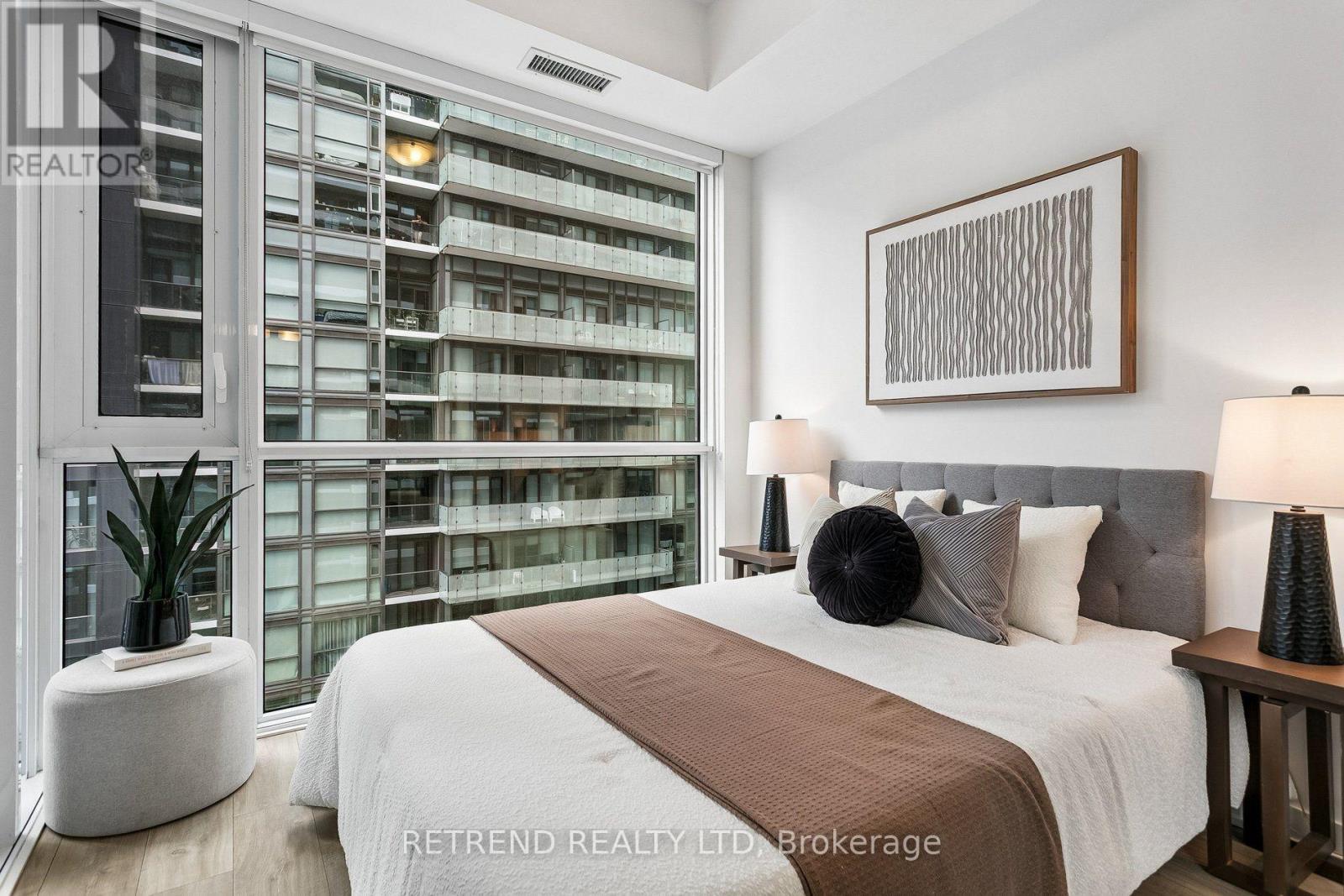 1725 - 70 Princess Street, Toronto, Ontario  M5A 0X6 - Photo 24 - C13844576