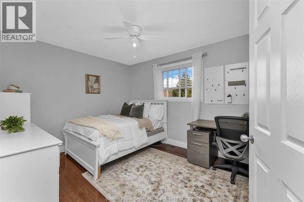 2222 Longfellow Avenue, Windsor, Ontario  N9B 3J8 - Photo 25 - 26023705