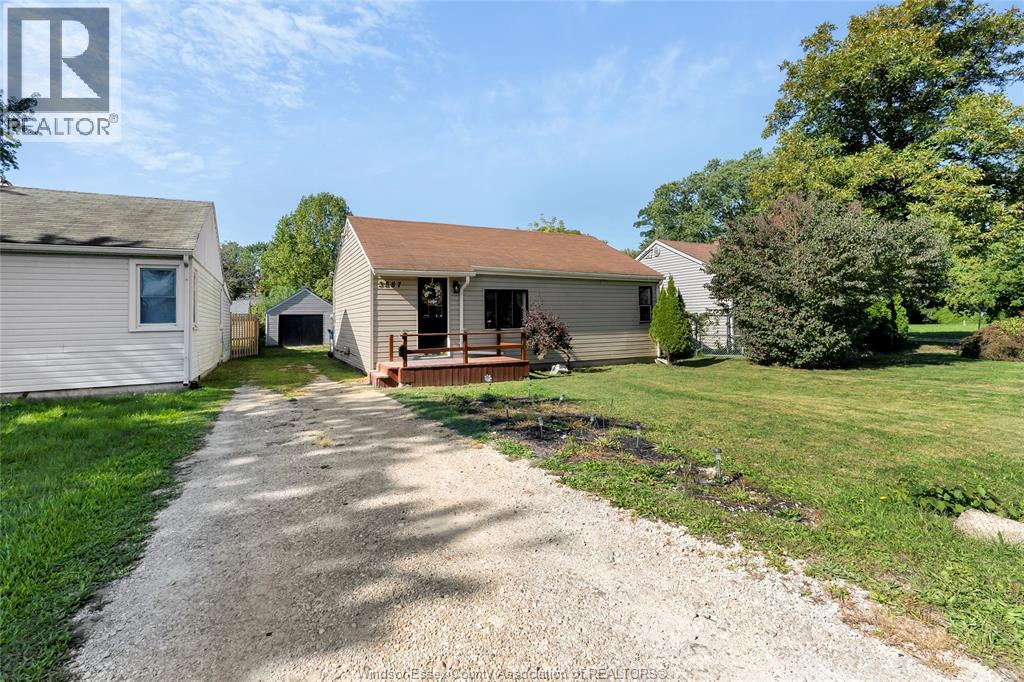 3887 TURNER RD, Windsor, Ontario