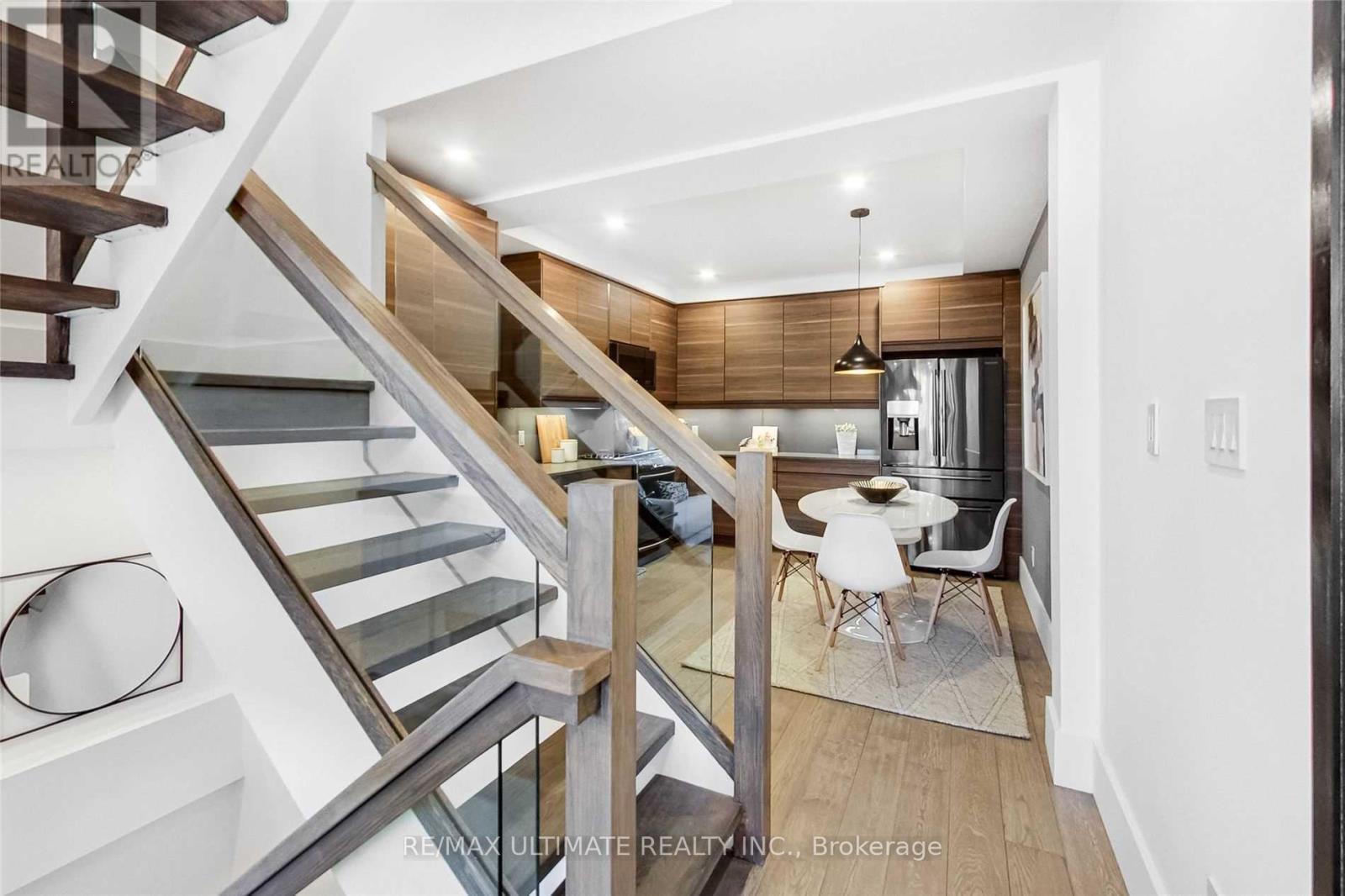154 Hamilton Street, Toronto, Ontario  M4M 2E1 - Photo 6 - E13844676