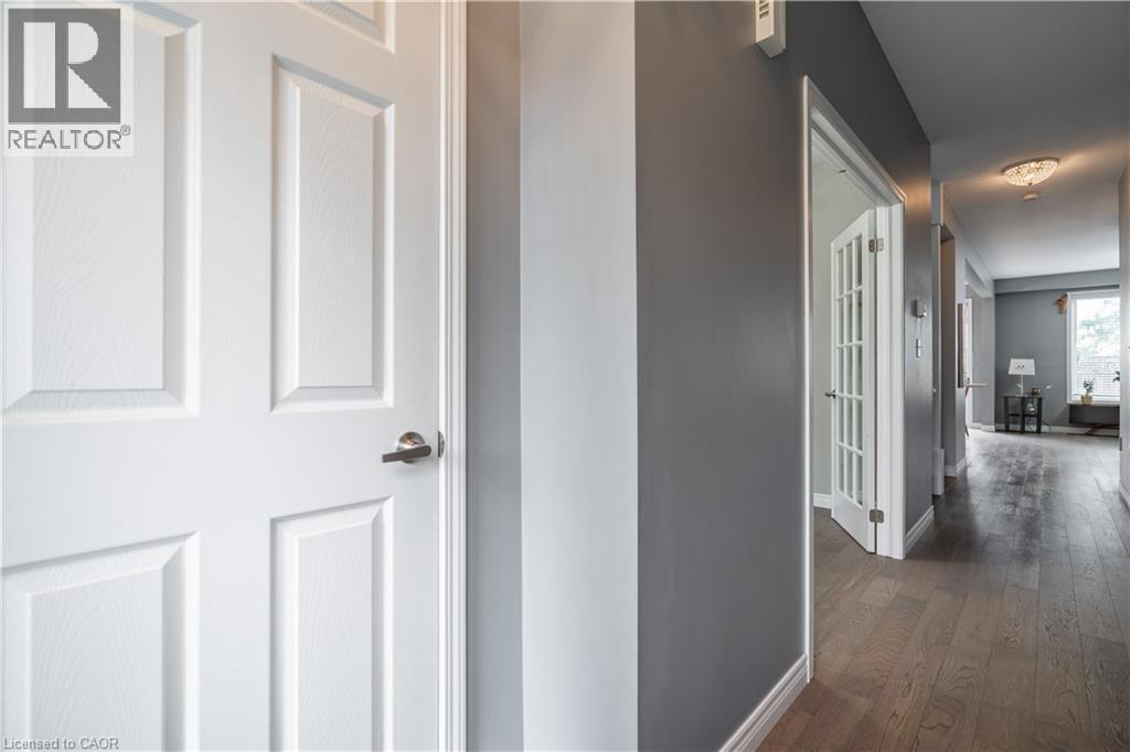 56 Peer Court, Hamilton, Ontario  L9K 0C5 - Photo 3 - 40867393