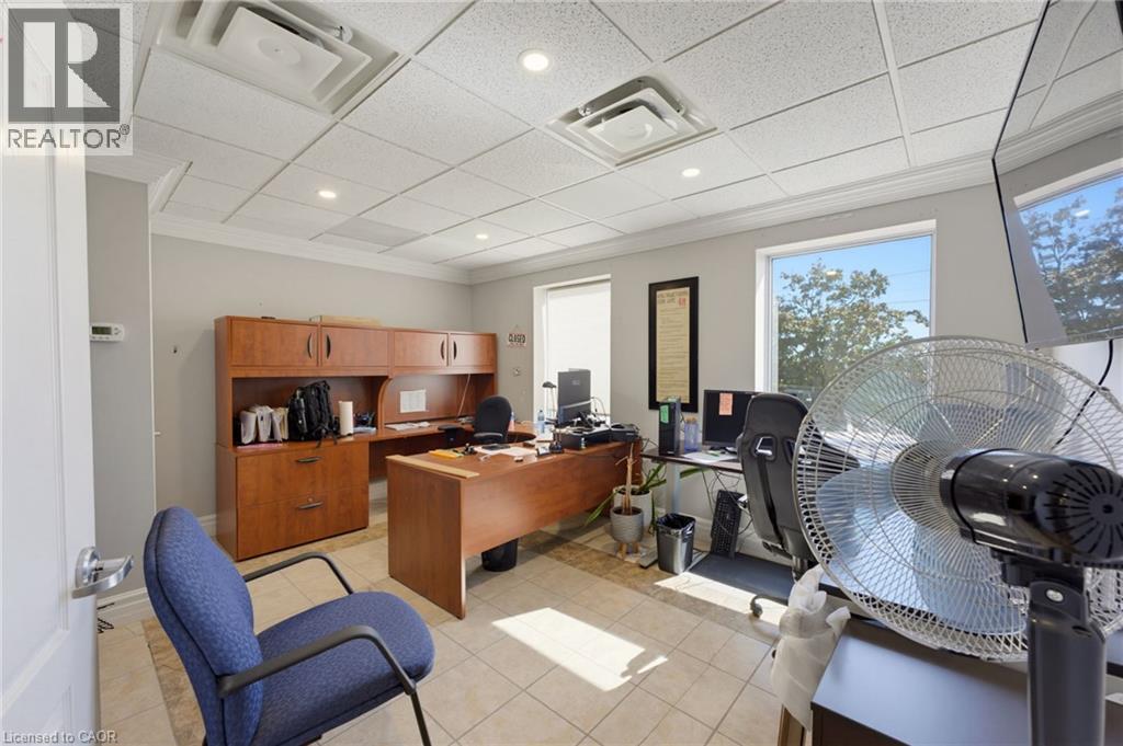 5018 South Service Road, Burlington, Ontario  L7L 5Y7 - Photo 8 - 40867479