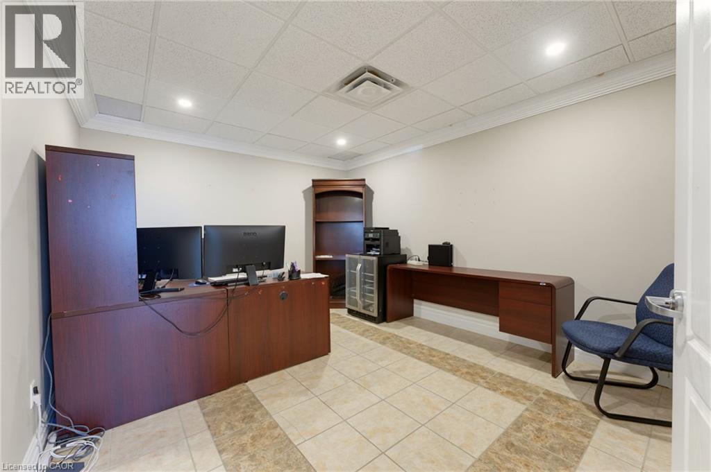 5018 South Service Road, Burlington, Ontario  L7L 5Y7 - Photo 9 - 40867479
