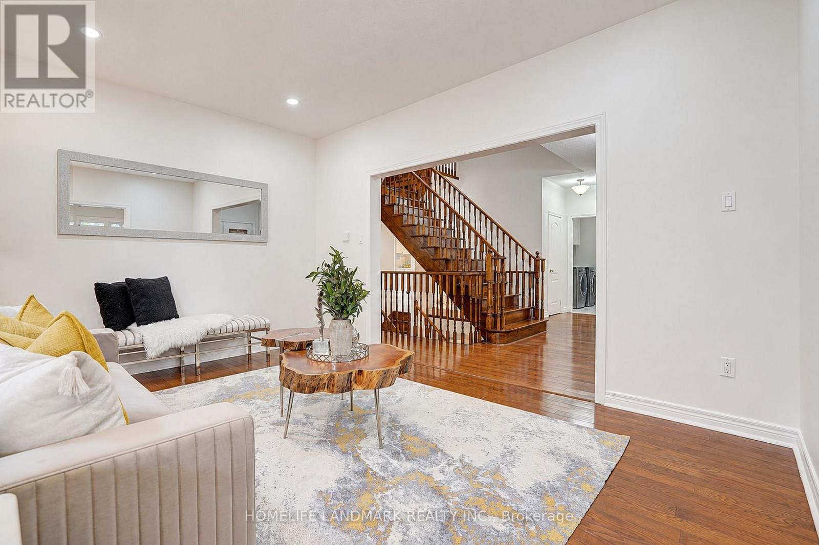 124 Shaftsbury Avenue, Richmond Hill, Ontario  L4C 0G6 - Photo 11 - N13844584