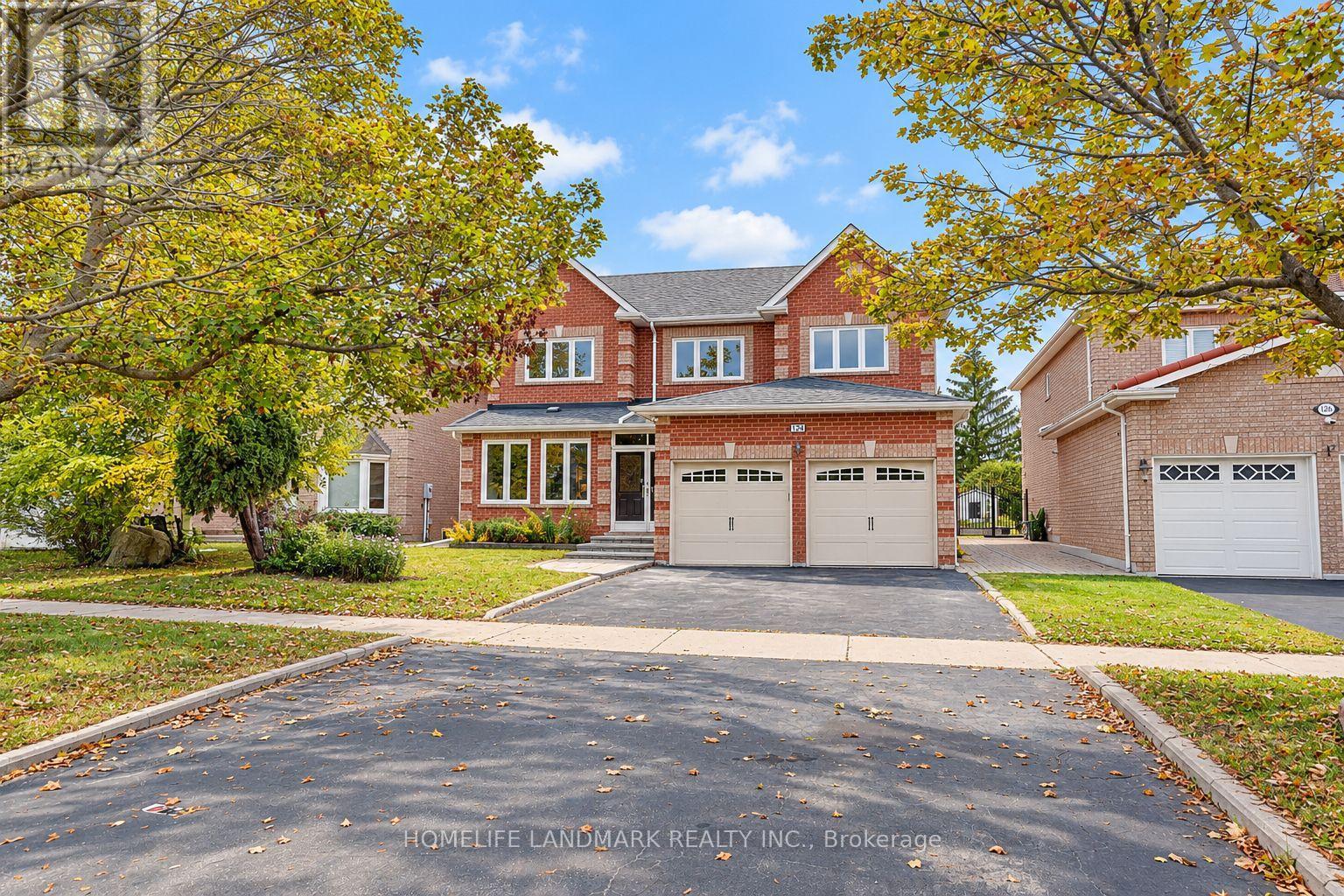 124 Shaftsbury Avenue, Richmond Hill, Ontario  L4C 0G6 - Photo 3 - N13844584