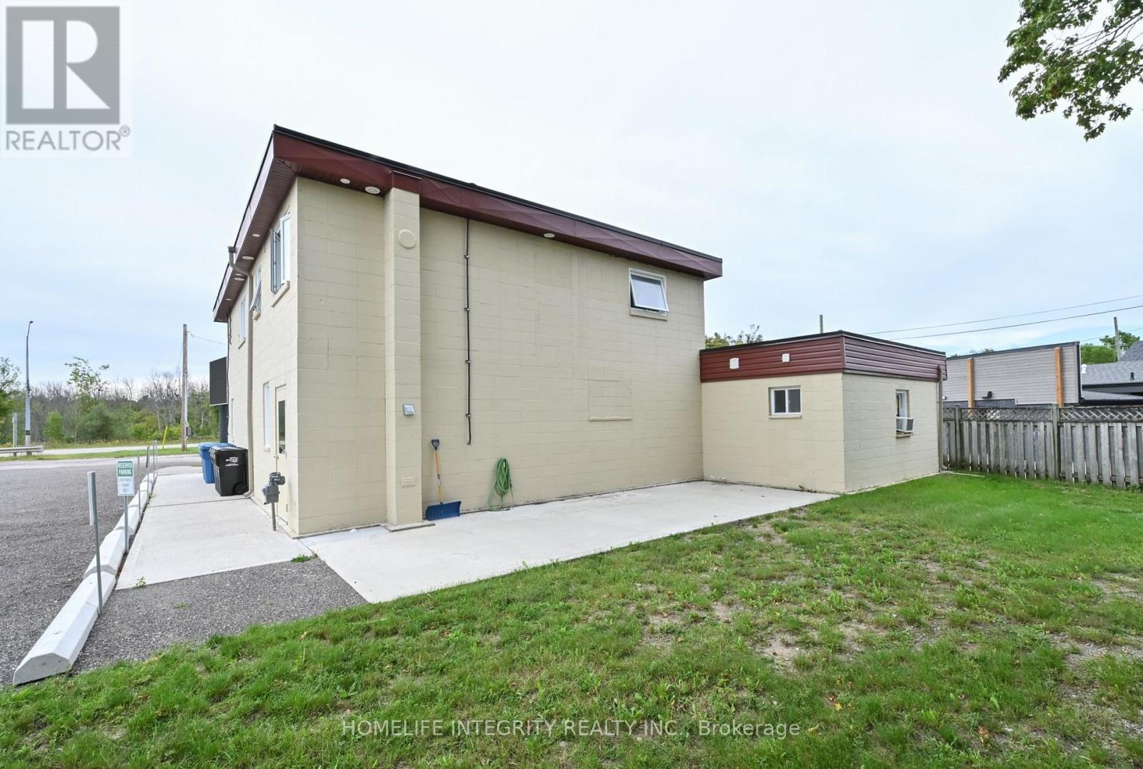 3 Fraser Street, Essa, Ontario  L0M 1B0 - Photo 5 - N13844594