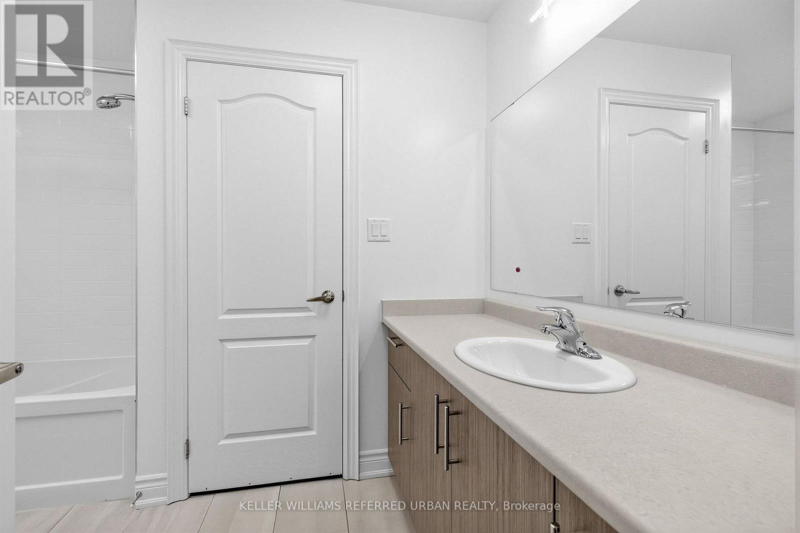 6 Sharonview Crescent, East Gwillimbury, Ontario  L9N 0S5 - Photo 22 - N13844634