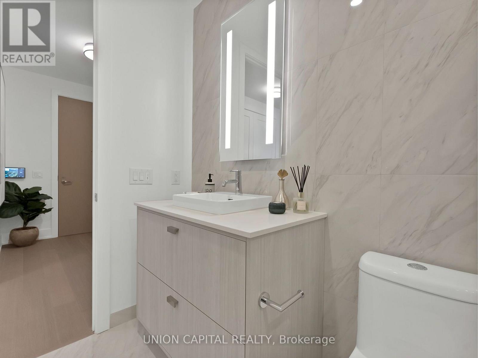 209 - 397 Royal Orchard Boulevard, Markham, Ontario  L3T 4Y9 - Photo 17 - N13844644
