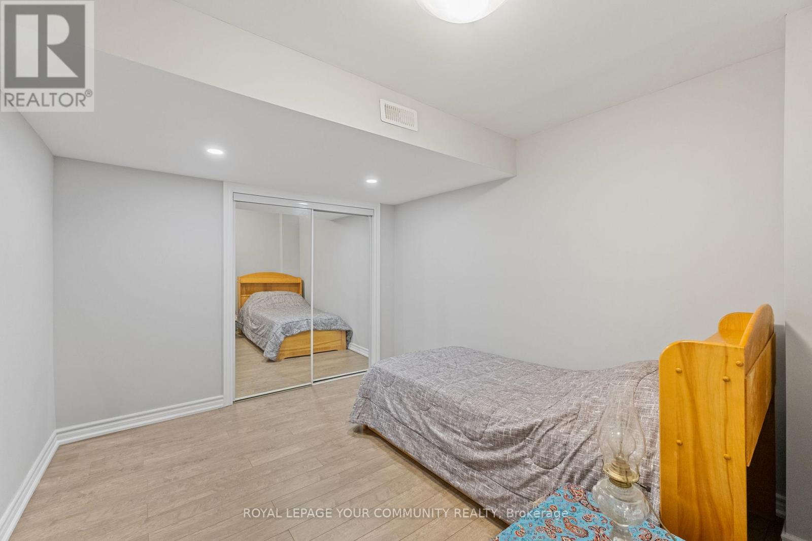 7 Sundew Lane, Richmond Hill, Ontario  L4E 1C3 - Photo 37 - N13844714