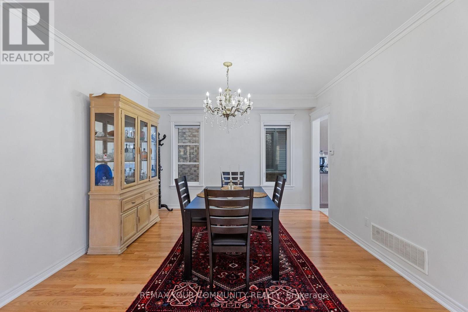 7 Sundew Lane, Richmond Hill, Ontario  L4E 1C3 - Photo 4 - N13844714