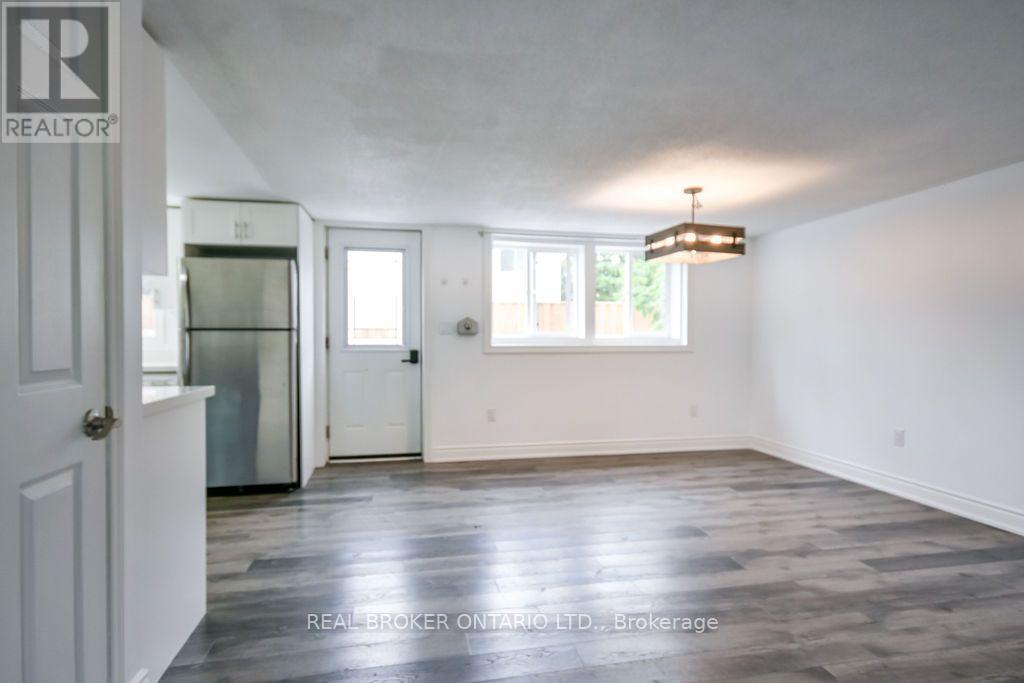 217 John Street, Clearview (Stayner), Ontario  L0M 1S0 - Photo 6 - S13844552
