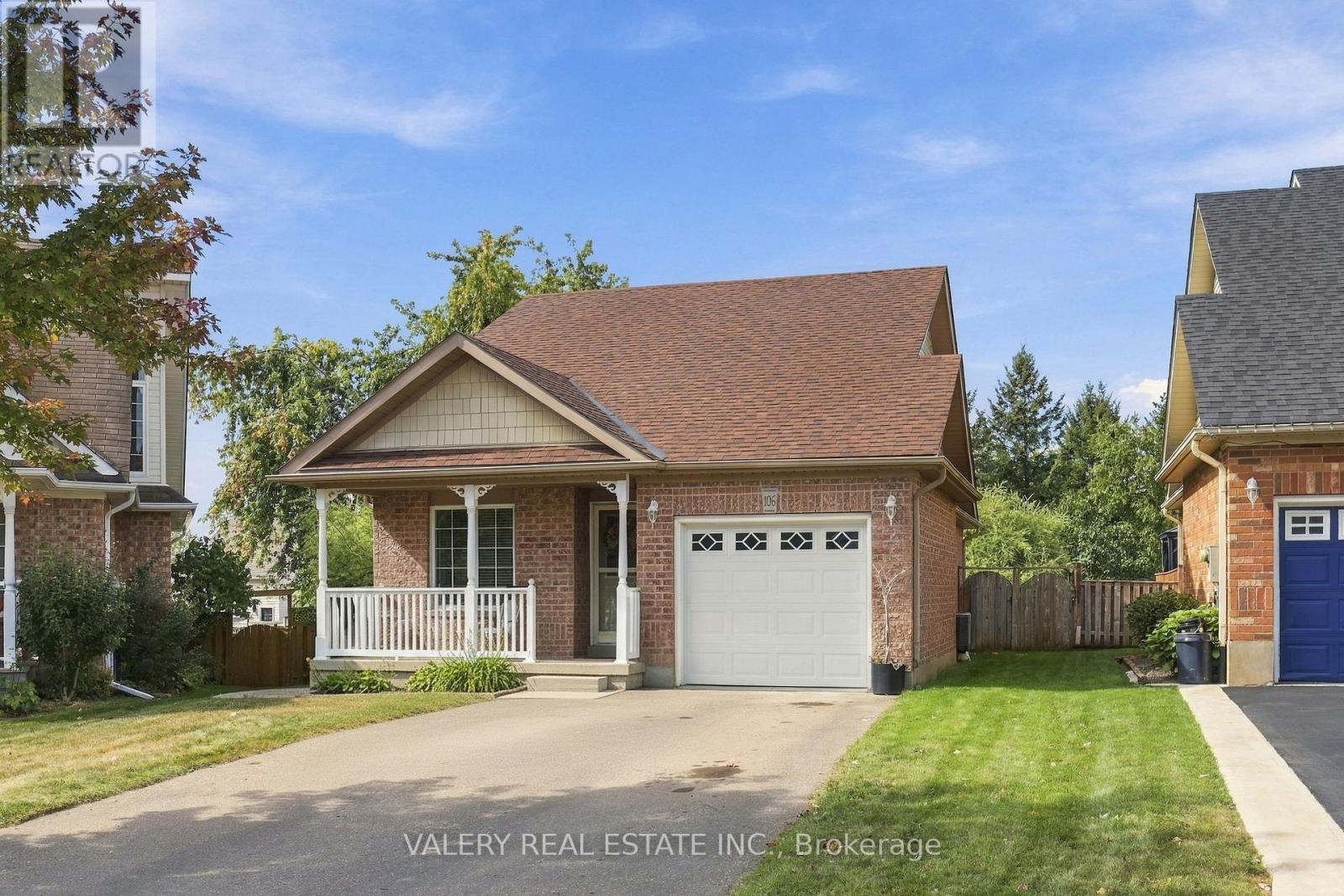 106 DOCTOR MOORE COURT, Halton Hills, Ontario