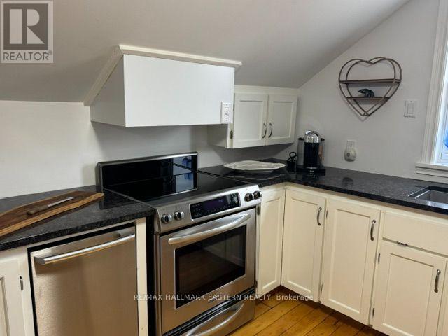 46 Queen Street, Selwyn, Ontario  K0L 2H0 - Photo 9 - X13825270