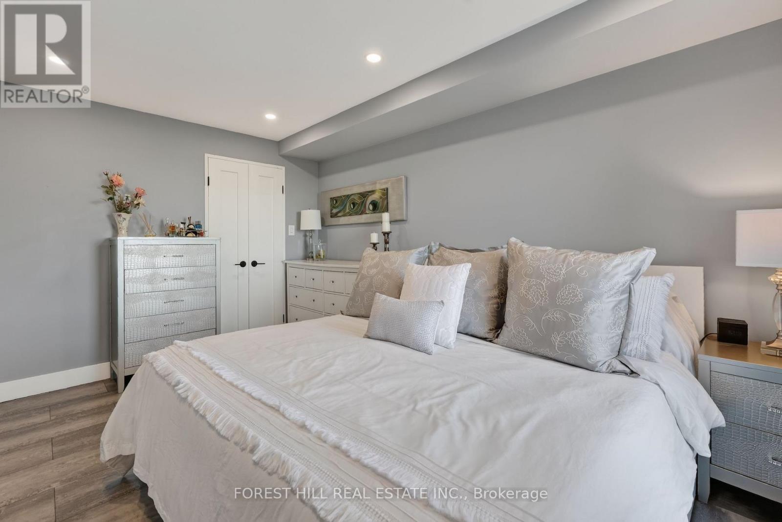 1407 - 101 Subway Crescent, Toronto, Ontario  M9B 6K4 - Photo 11 - W13844542