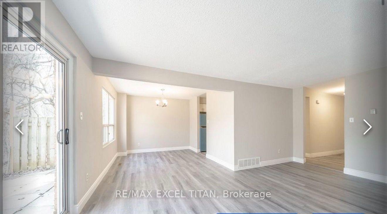 1251 WHITE OAKS