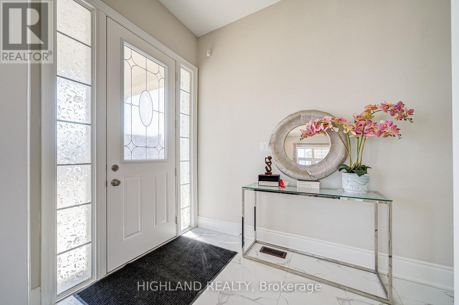 425 Threshing Mill Boulevard, Oakville, Ontario  L6H 0T4 - Photo 5 - W13844702