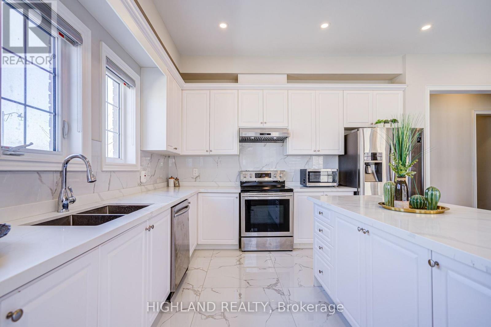 425 Threshing Mill Boulevard, Oakville, Ontario  L6H 0T4 - Photo 9 - W13844702