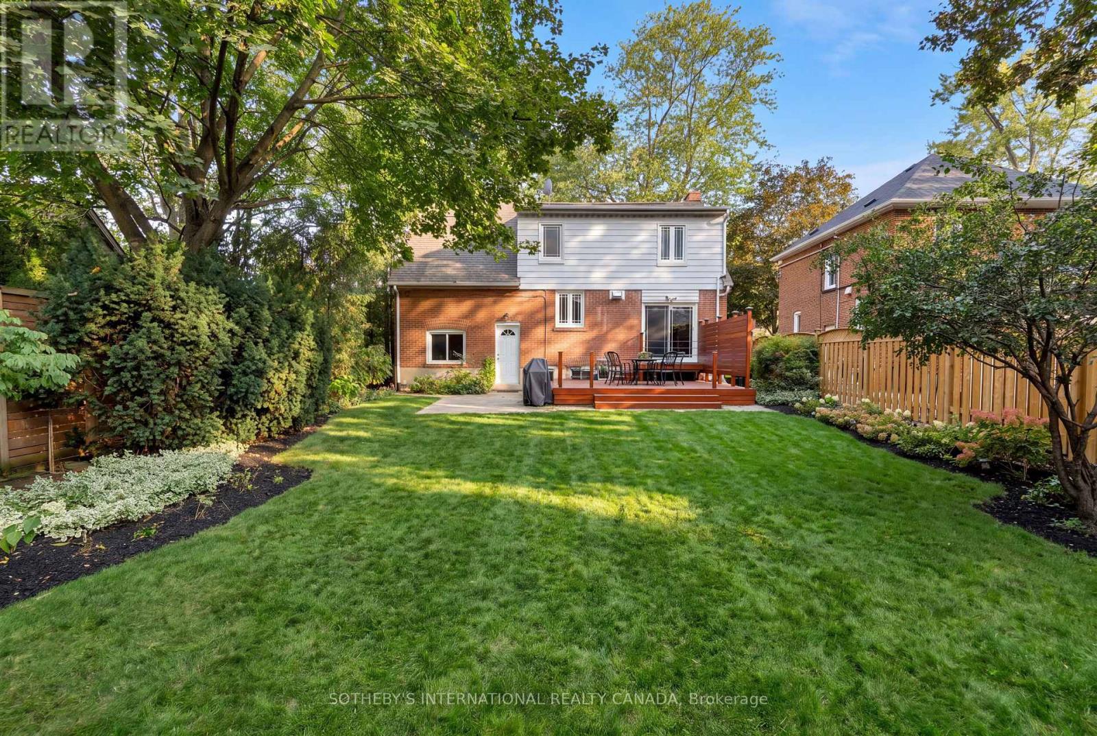 145 Brentwood Road N, Toronto, Ontario  M8X 2C8 - Photo 29 - W13844704