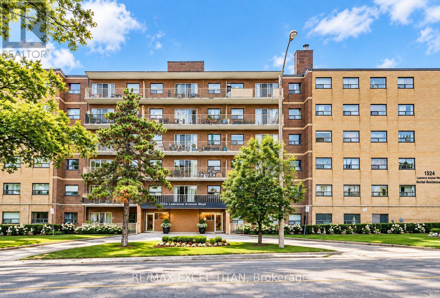 104 - 1524 Lawrence Avenue W, Toronto, Ontario  M6L 1B7 - Photo 1 - W13844706