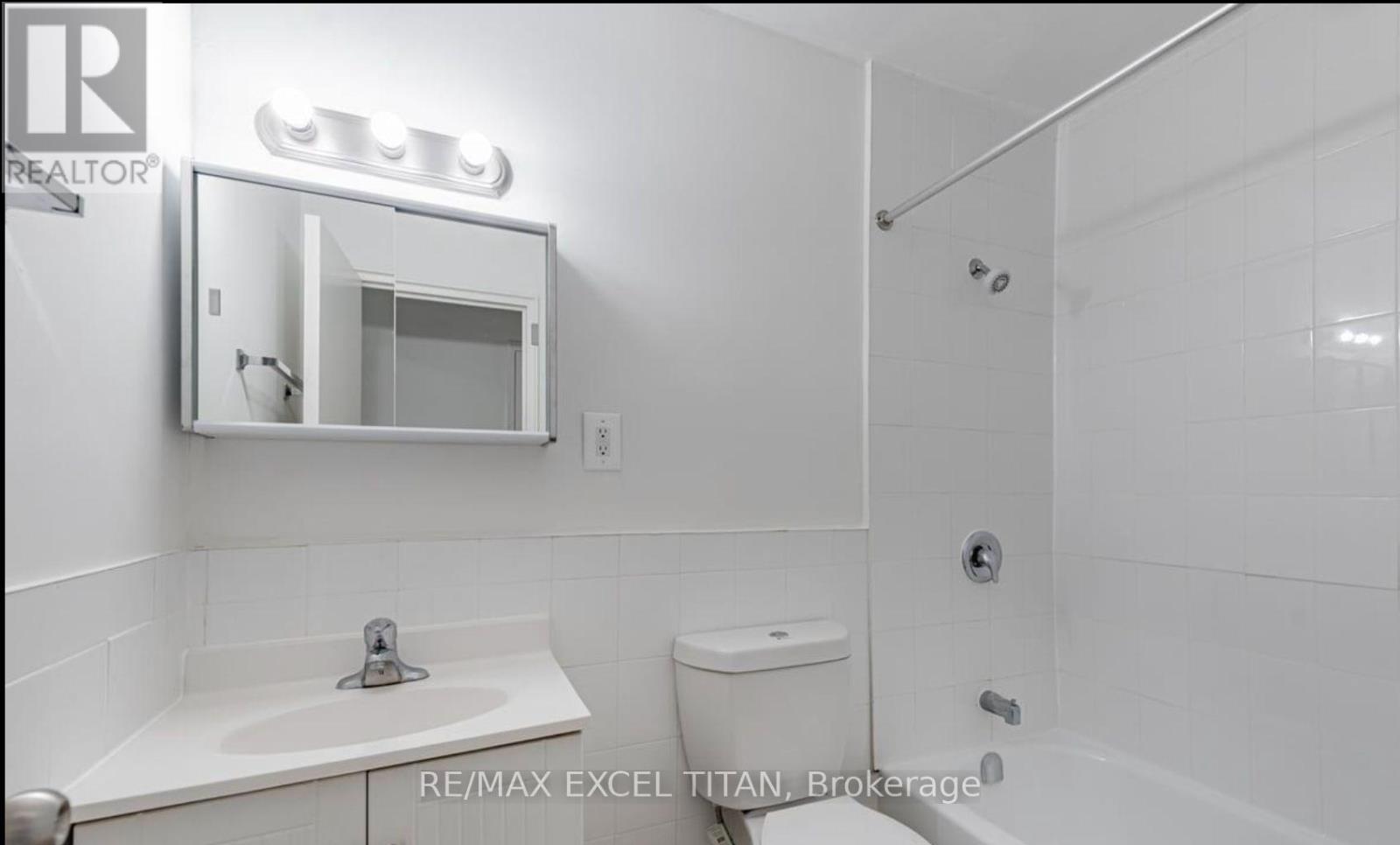 104 - 1524 Lawrence Avenue W, Toronto, Ontario  M6L 1B7 - Photo 10 - W13844706