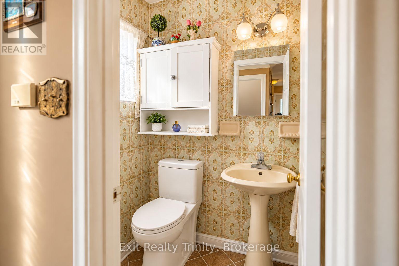 57 Lindylou Road, Toronto, Ontario  M9M 2B1 - Photo 28 - W13844710