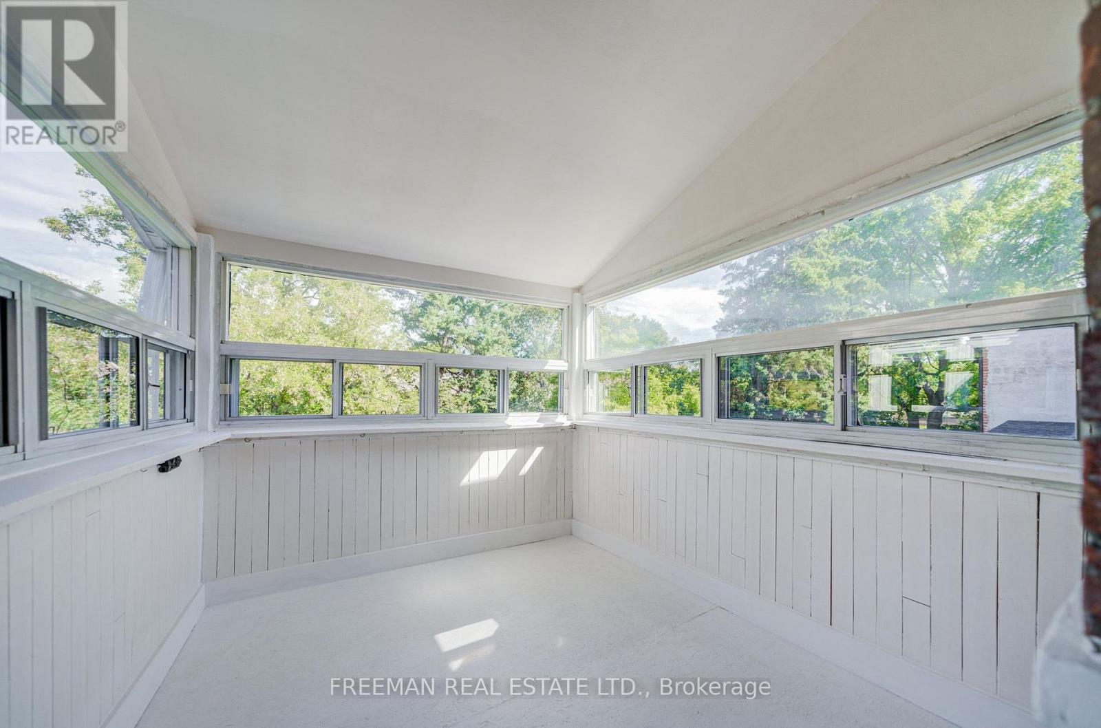 257 Bartlett Avenue, Toronto, Ontario  M6H 3G3 - Photo 27 - W13844748