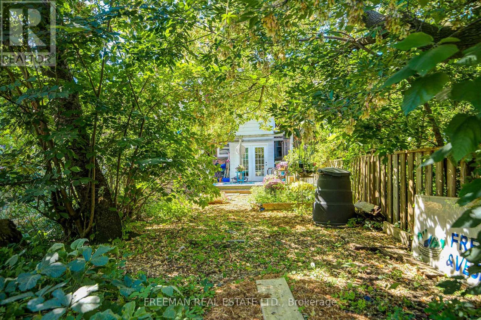 257 Bartlett Avenue, Toronto, Ontario  M6H 3G3 - Photo 40 - W13844748