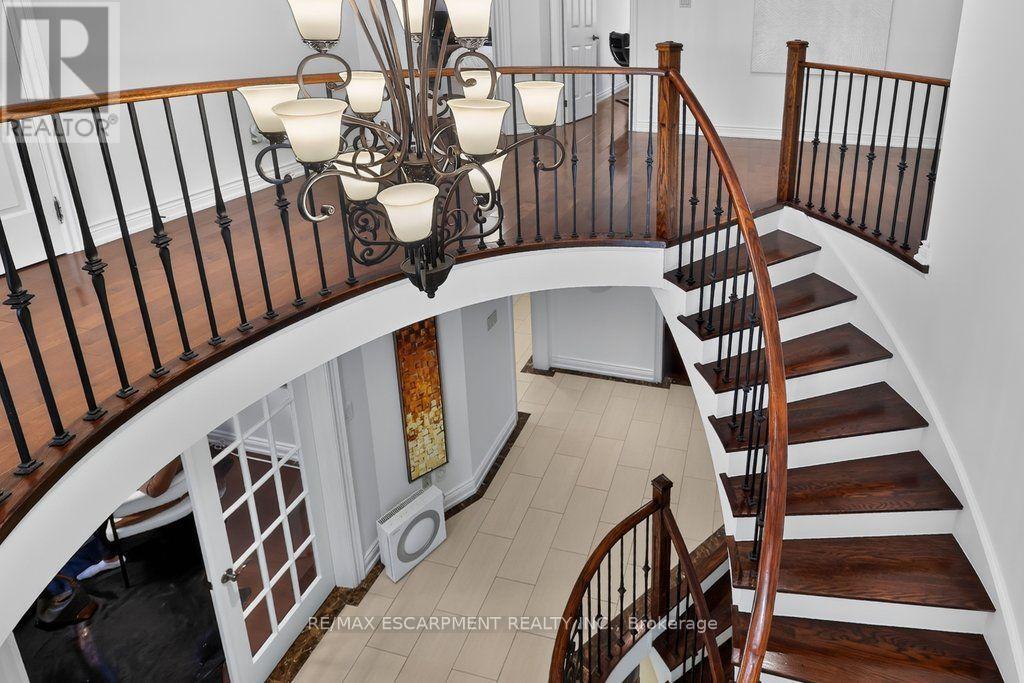 5097 Elderview Court, Mississauga, Ontario  L5M 5A9 - Photo 28 - W13843712