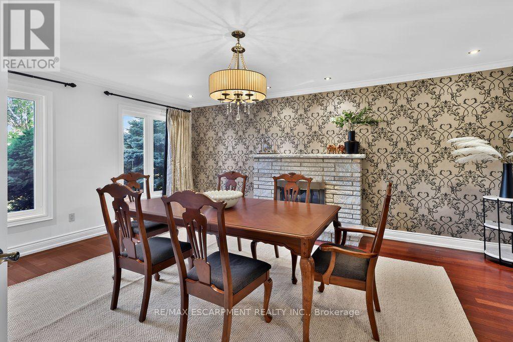 5097 Elderview Court, Mississauga, Ontario  L5M 5A9 - Photo 12 - W13843712
