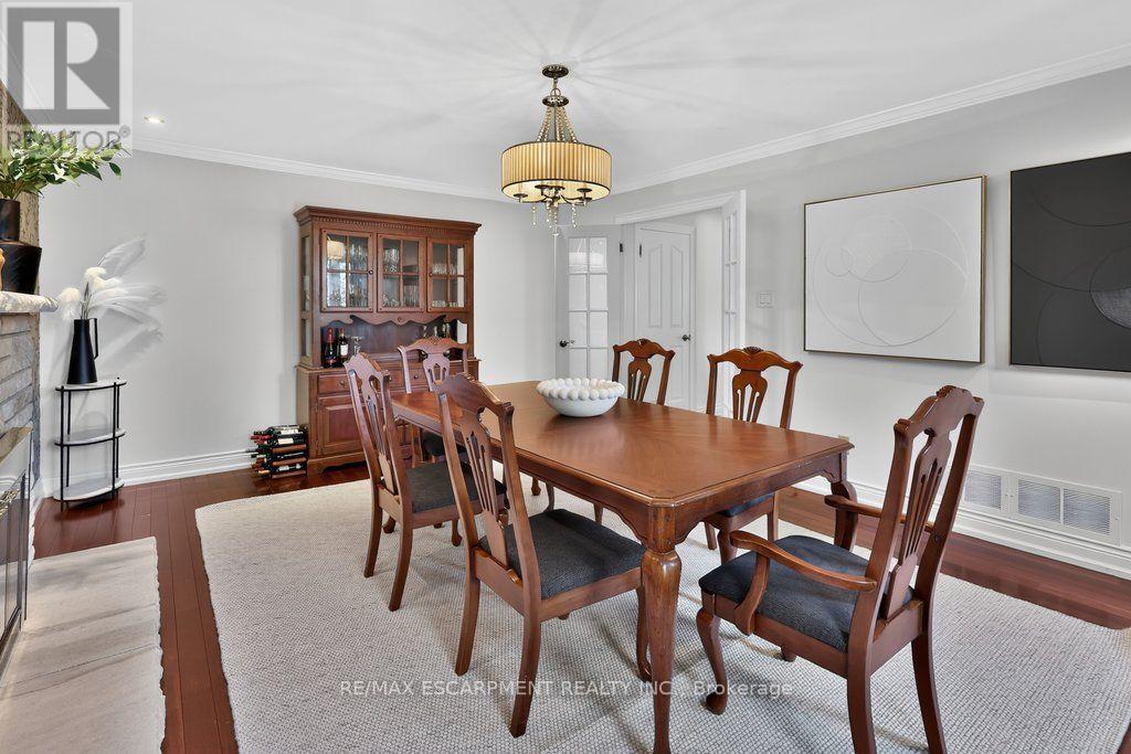 5097 Elderview Court, Mississauga, Ontario  L5M 5A9 - Photo 14 - W13843712